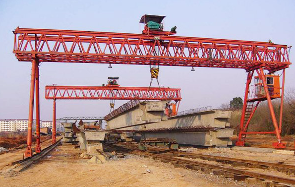 龍門吊怎么進行防腐處理?龍門吊平時怎么防止金屬部件氧化?